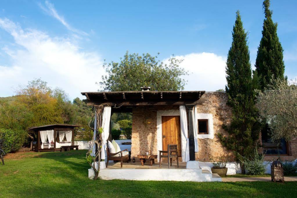 Agroturismo Atzaro 산타 에우랄리아 데 리오 외부 사진
